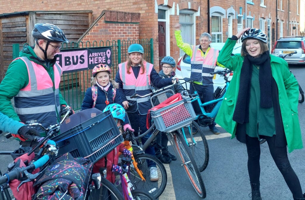 Bike bus